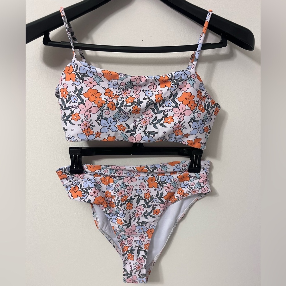 Floral Bikini Set with Orange and Pink Flowers Women’s Size Medium M